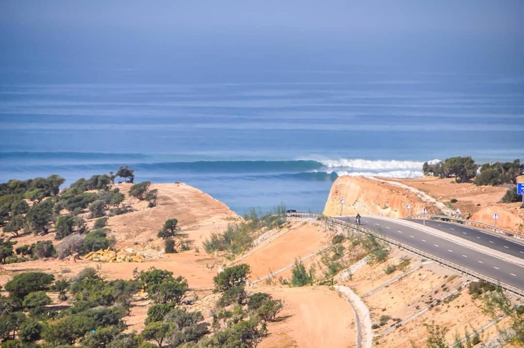 Manzili Surfhouse Hotel Tamraght ภายนอก รูปภาพ